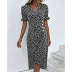 Hazel | Blumenprint Wickel Midi Kleid Mit V-Ausschnitt Und Knopfdetails