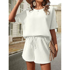 Chloe | Damen Zweiteiliges Set Mit Lockerem Oberteil Und Shorts Mit Kordelzug