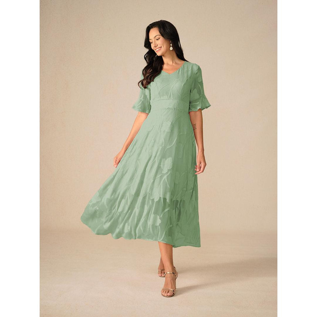 Vivian | Damen Midi Kleid Mit Flatterärmeln Und Spitzendetail