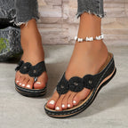 Mallory | Damen Zehentrenner Sandalen Mit Floraler Applikation