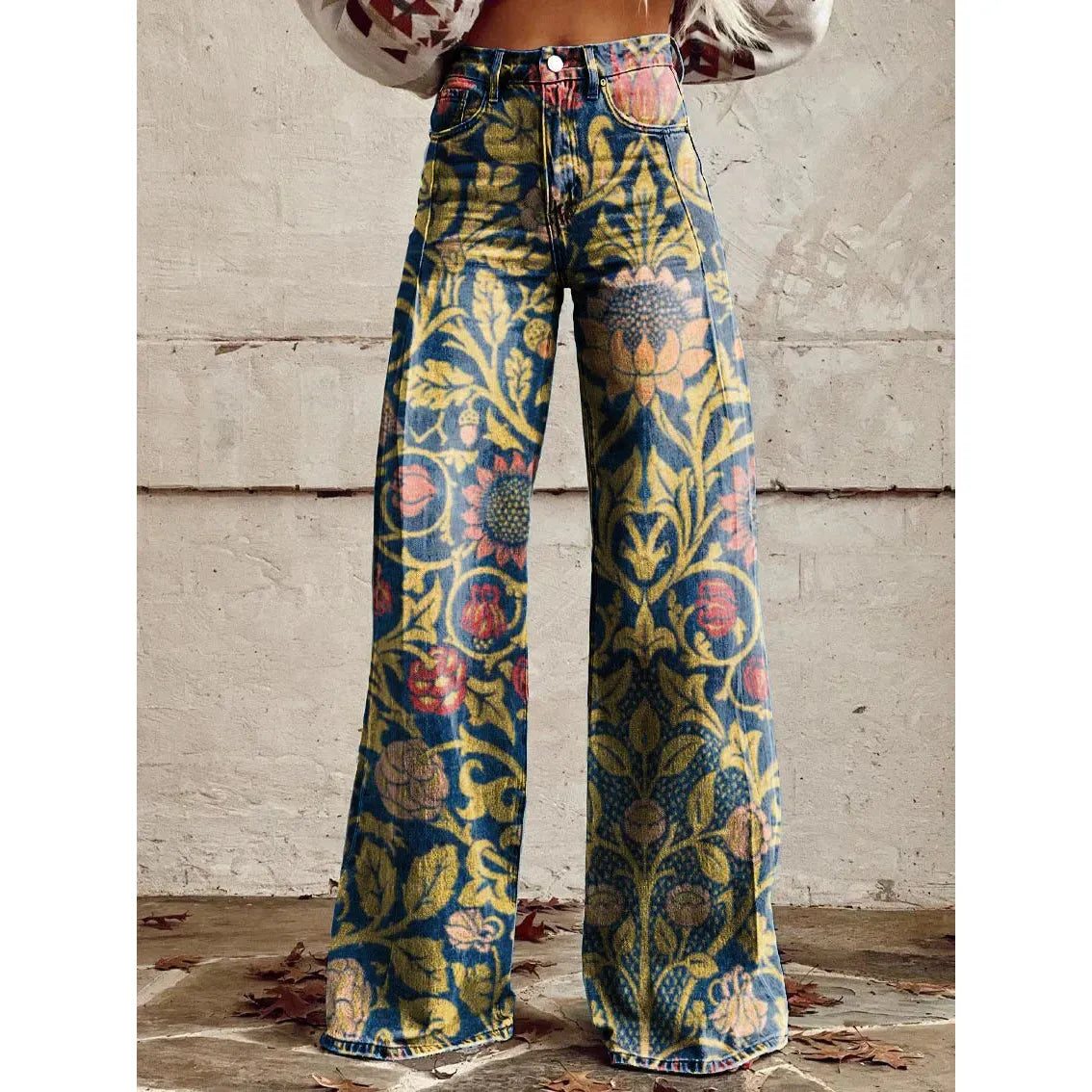 Brynn | Damenjeans mit weitem Bein und Blumenprint