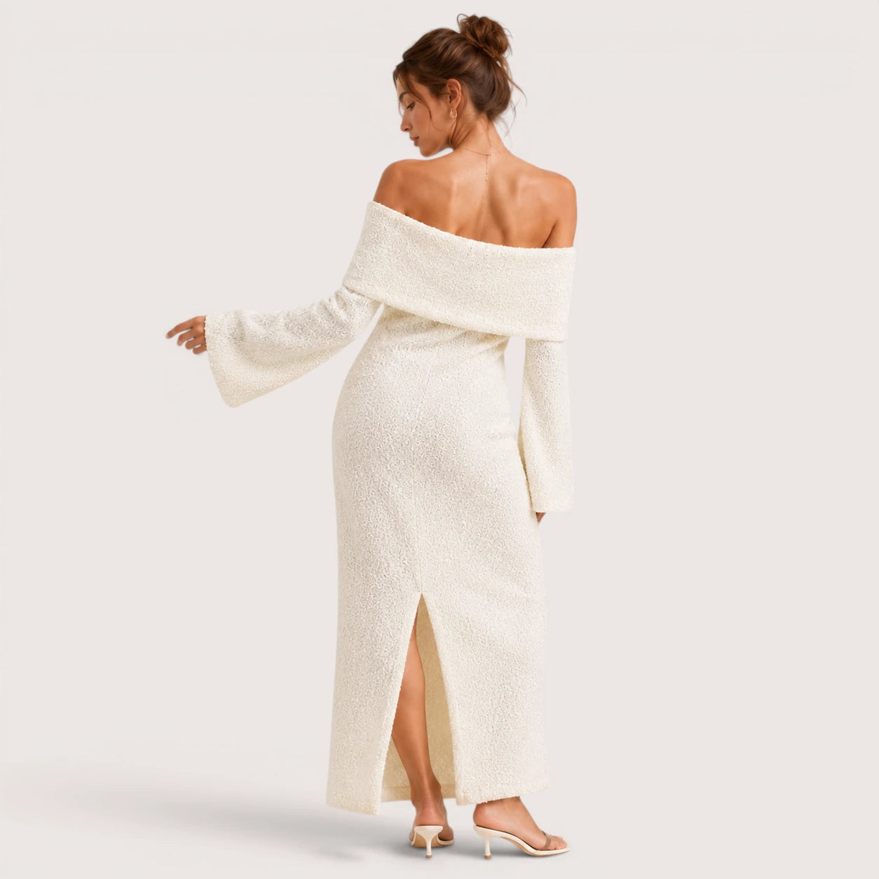 Isla | Damen Schulterfreies Midikleid Mit Langarm
