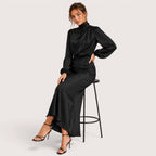 Audrey | Damen Satin Maxikleid Mit Hohem Kragen Und Langarm