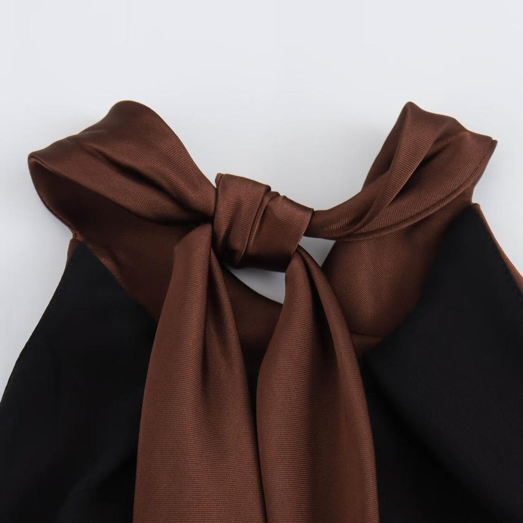 Bianca | Samt Midi Kleid Mit Neckholder Und Ärmellos