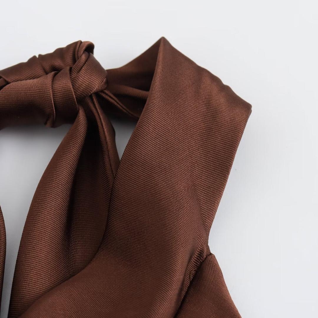 Bianca | Samt Midi Kleid Mit Neckholder Und Ärmellos