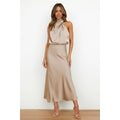 Evelyn | Damen Abendkleid aus Satin mit Neckholder-Ausschnitt