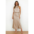 Evelyn | Damen Abendkleid aus Satin mit Neckholder-Ausschnitt
