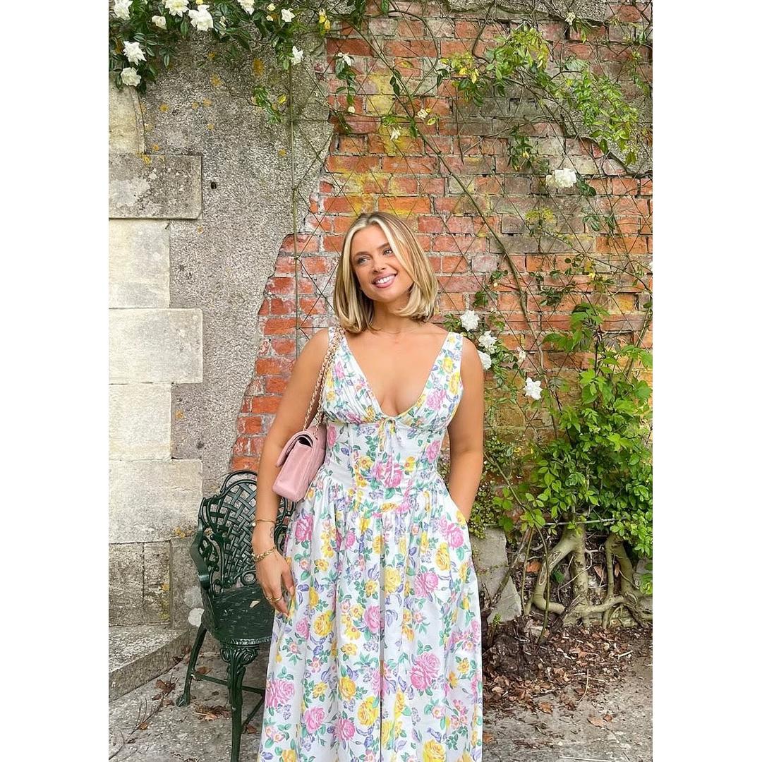 Aurora | Ärmelloses Blumen Midi Kleid Mit V-Ausschnitt