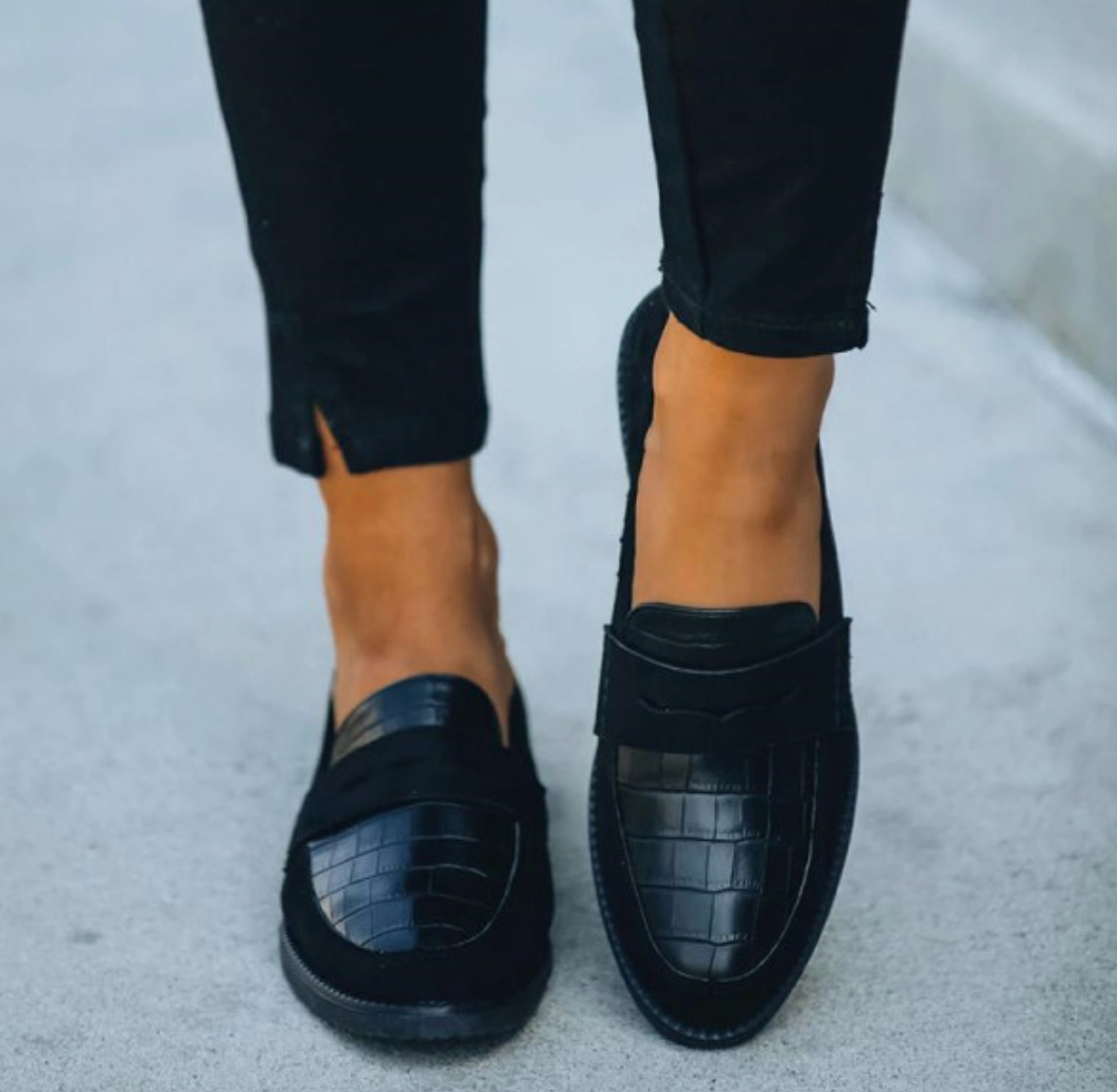 Monica | Damen Loafer In Schwarz mit Strukturierter Oberfläche