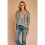 Selena | Damen Bluse Mit V-Ausschnitt Und Dezenter Musterung