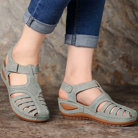 Selena | Damen Sandalen Mit Geschlossener Zehenpartie Und Cut-Out Design