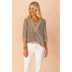 Selena | Damen Bluse Mit V-Ausschnitt Und Dezenter Musterung