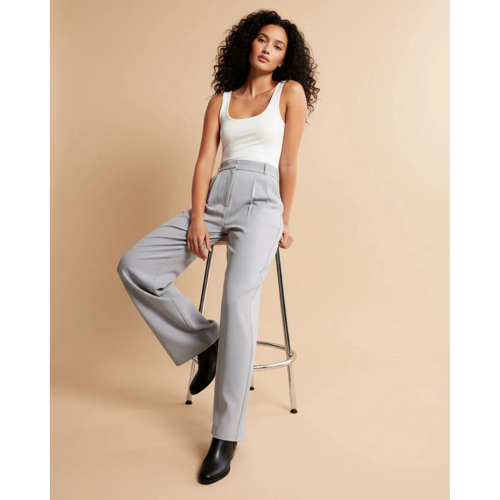 Quinn | Damen Hose Mit Hoher Taille Und Plissiertem Bein
